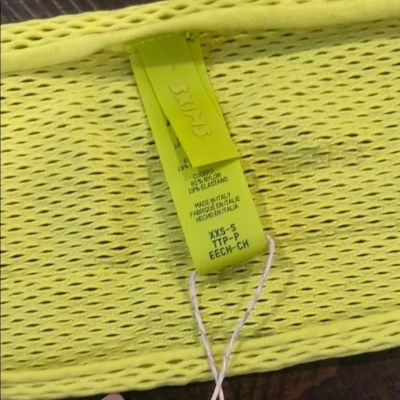 Skims Recycled Swim Cut Out Swim Shrug - Picture 2 of 3